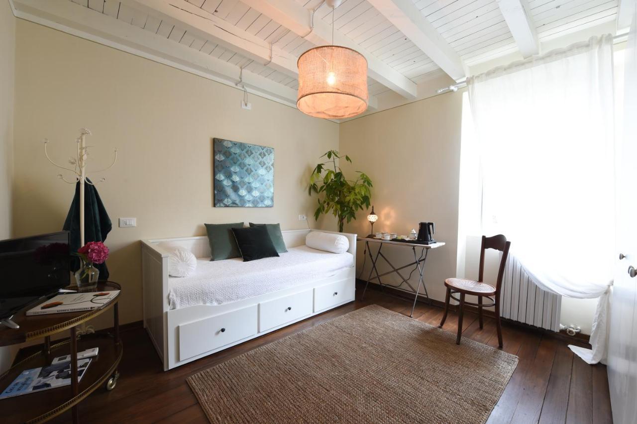Bed and Breakfast Il Giardino Segreto Ізео Екстер'єр фото