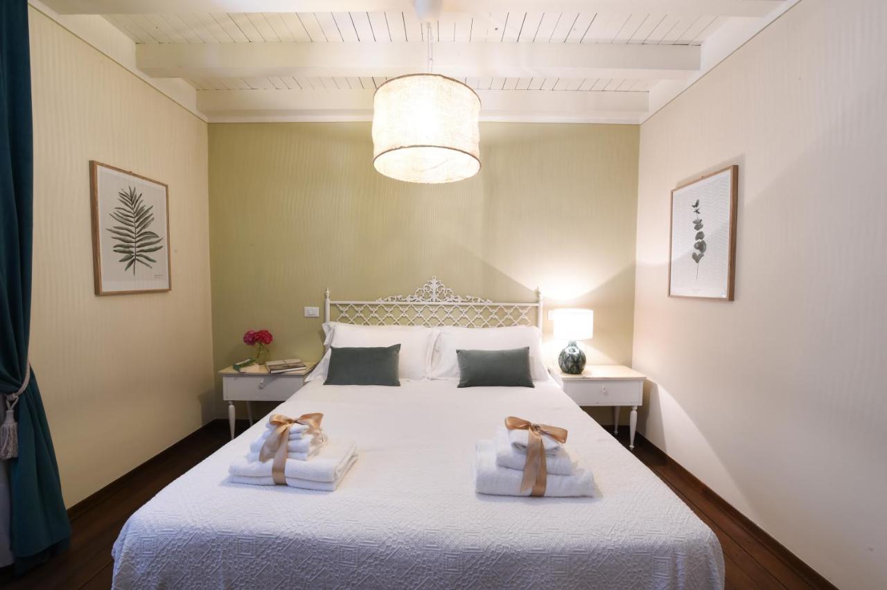 Bed and Breakfast Il Giardino Segreto Ізео Екстер'єр фото