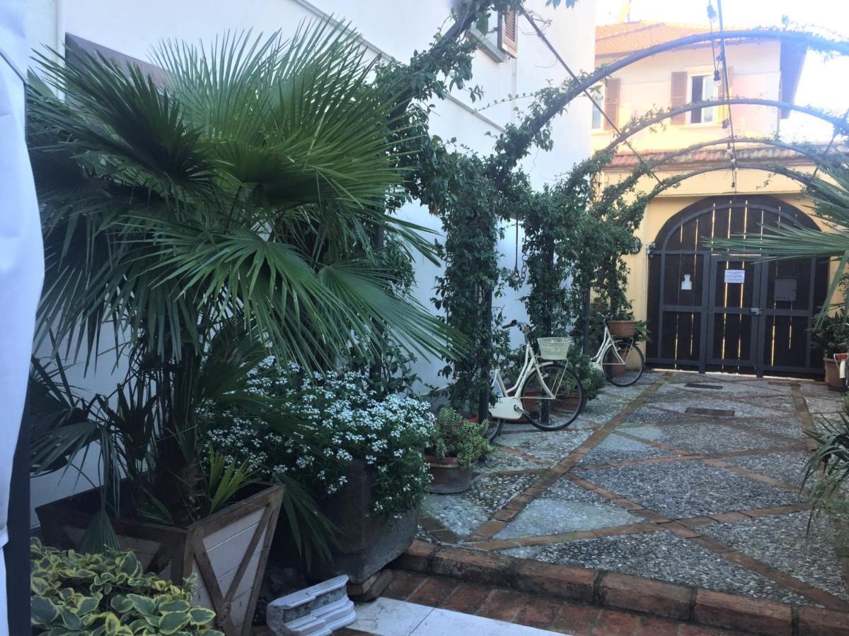 Bed and Breakfast Il Giardino Segreto Ізео Екстер'єр фото
